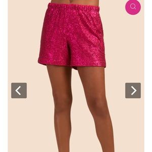 Trina Turk pull-on short pink NWT size M